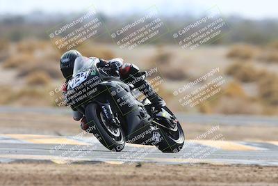 media/Feb-09-2025-CVMA (Sun) [[503986ac15]]/Race 4-Formula Middleweight/
